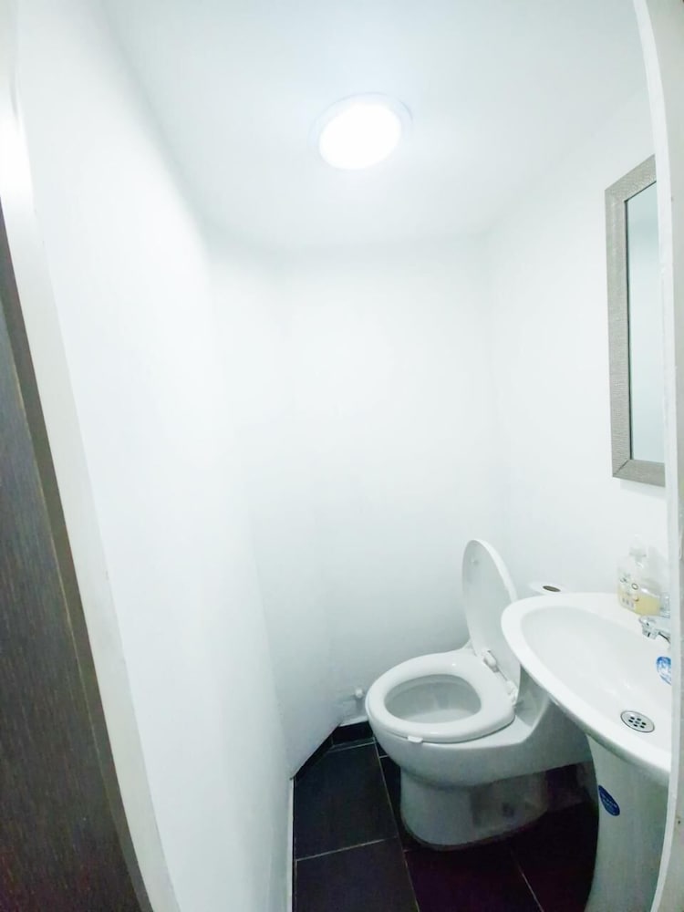 $ PROMO $ 11 Bedrooms with bathrooms Aprtmnt + 2 Jacuzzis and a rooftop pool. @Poblado