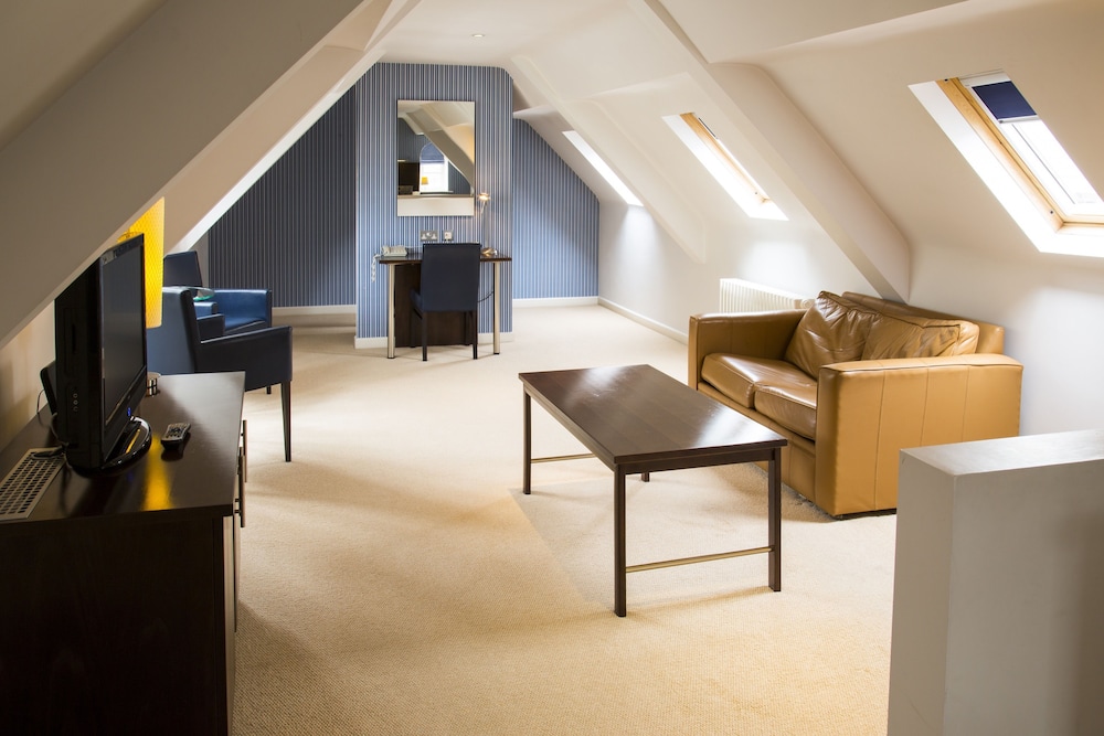 Yeovil Vacations - Lanes Hotel - Property Image 22