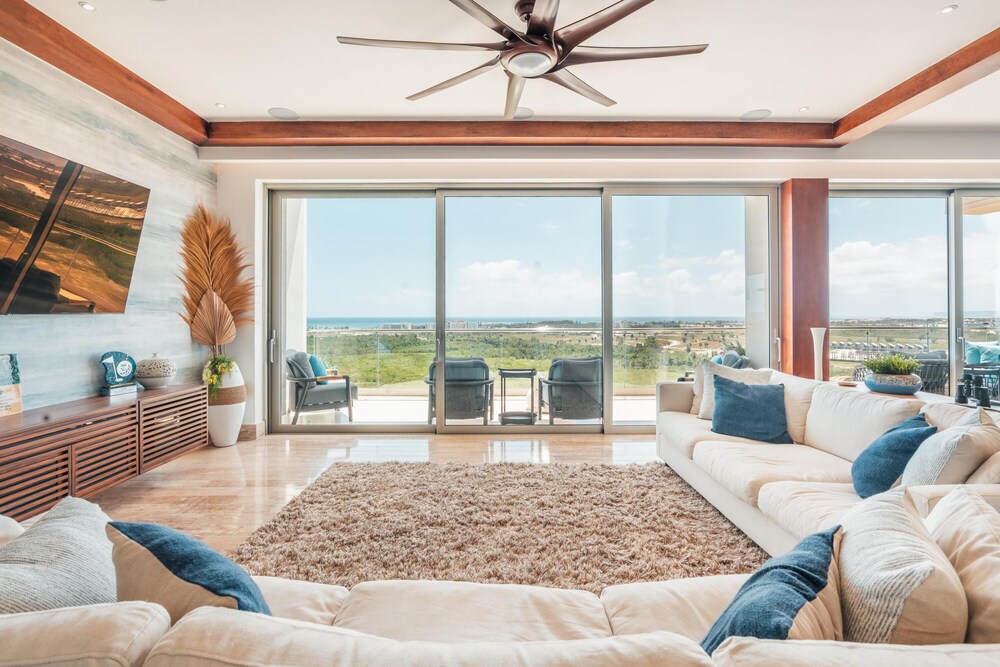 Amazing Penthouse in Exclusive Tower in Capcana