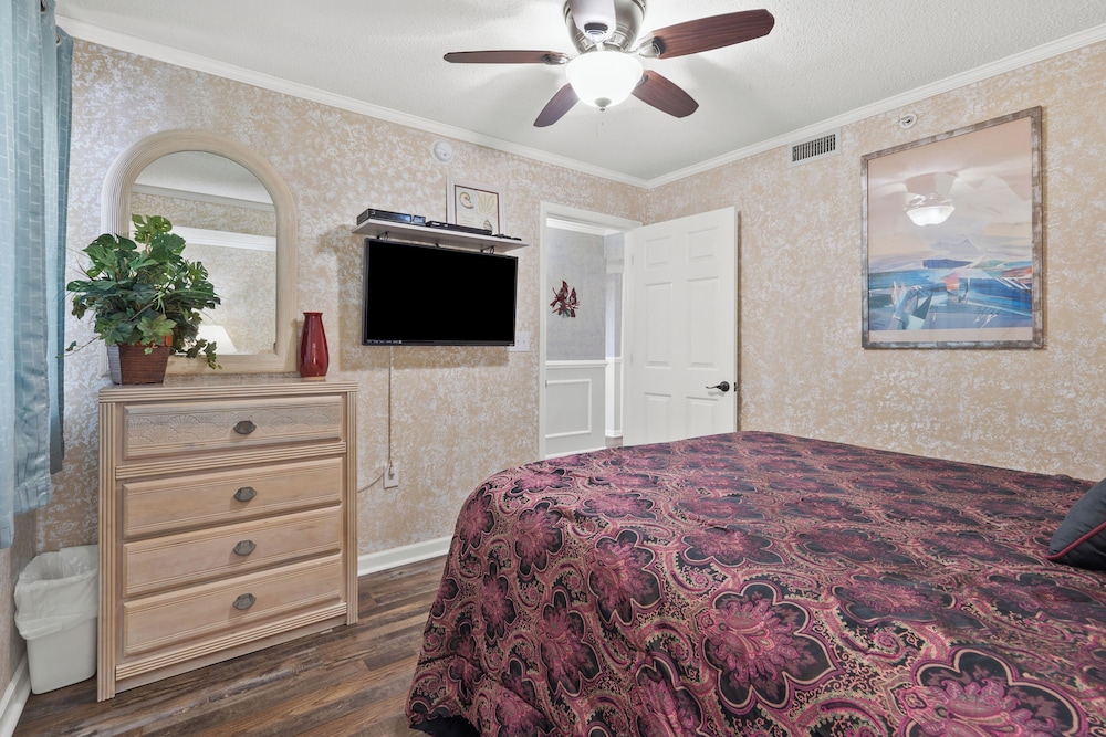 Ocean Bay Club 1404