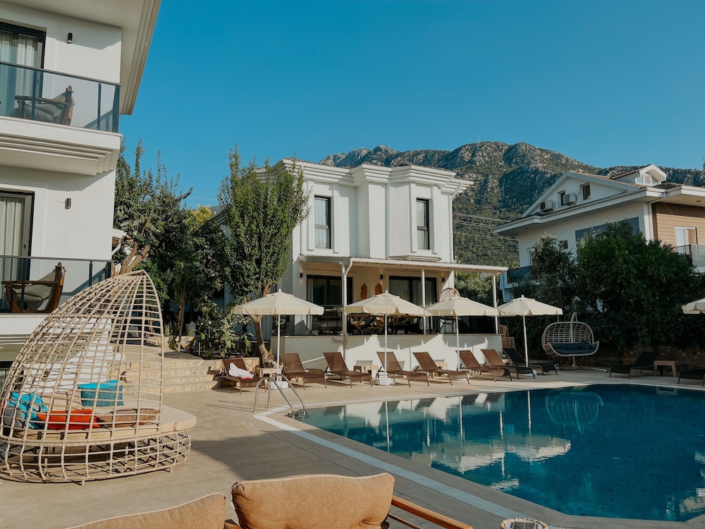 Marla Suite Otel - Image 8