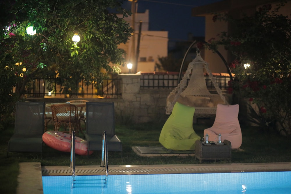 Fizzio Alaçatı Hotel - Image 10