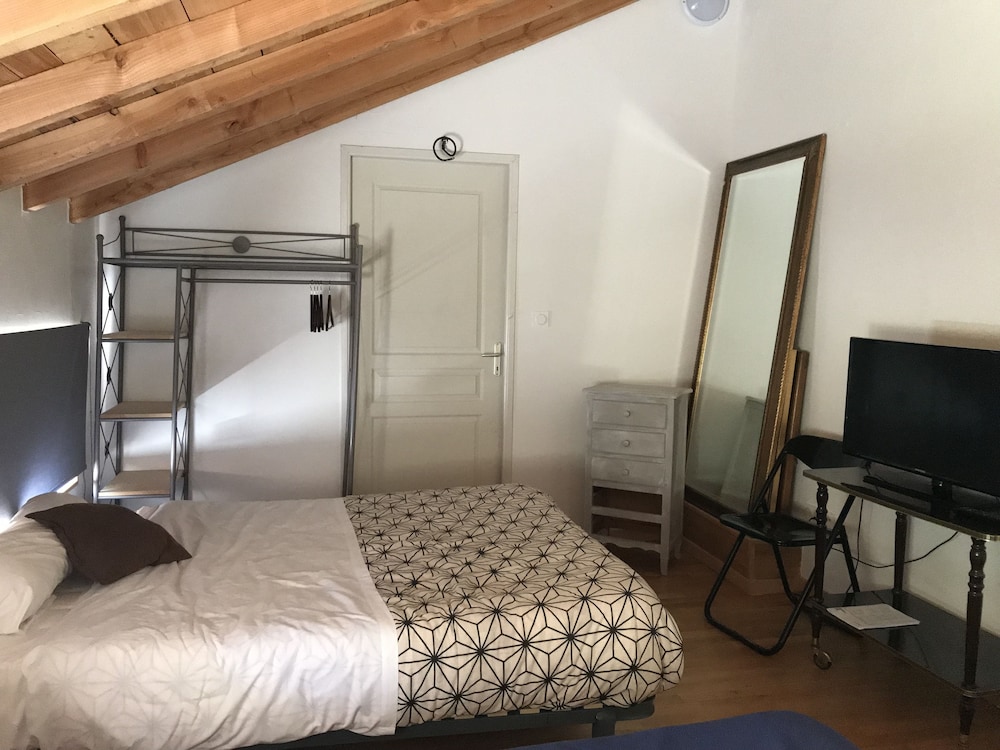 La Ferme aux Biches