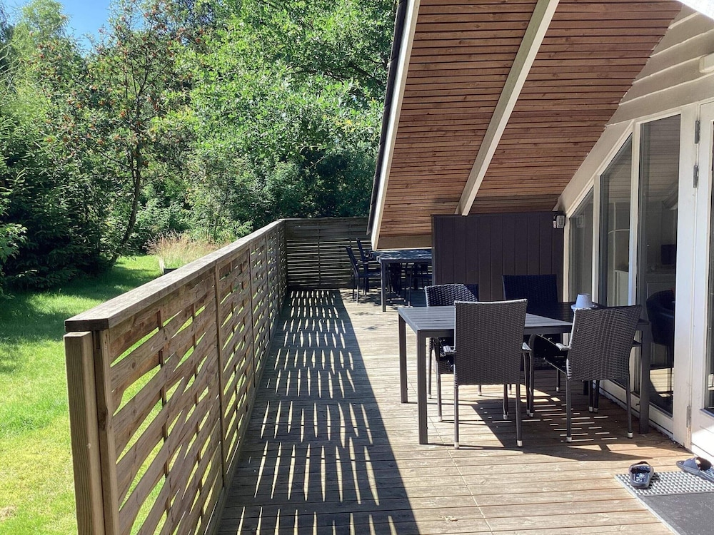 6 Person Holiday Home in Give