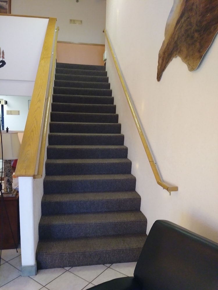 Canon City Vacations - Econo Lodge - Property Image 35