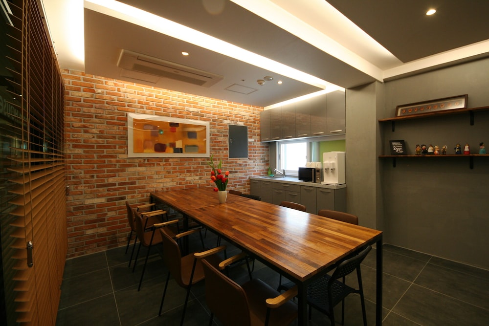 Anam House view 4