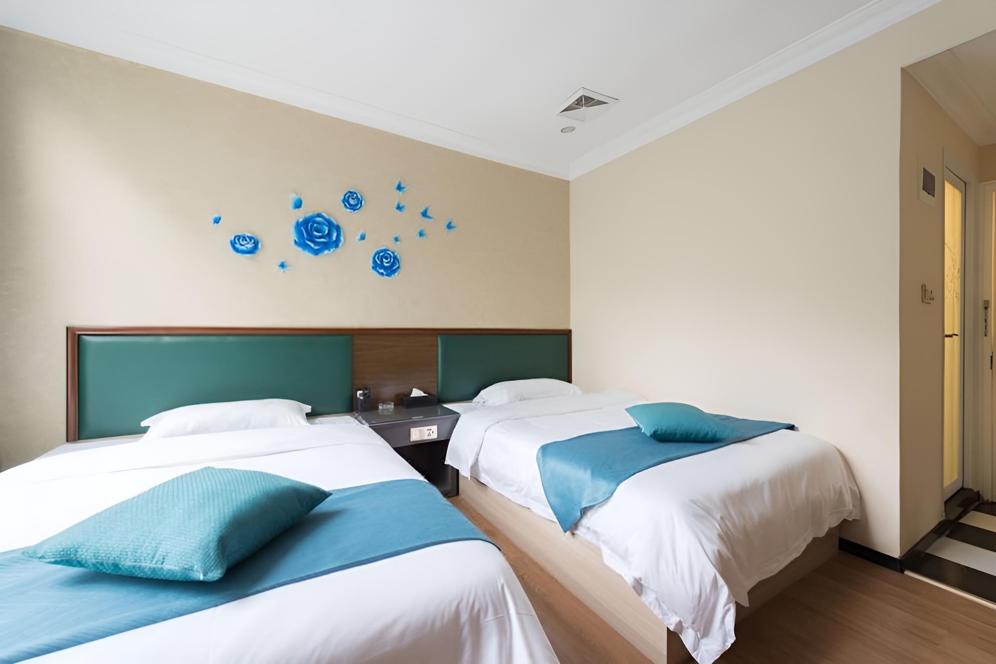 Huiyin Fashion Hotel