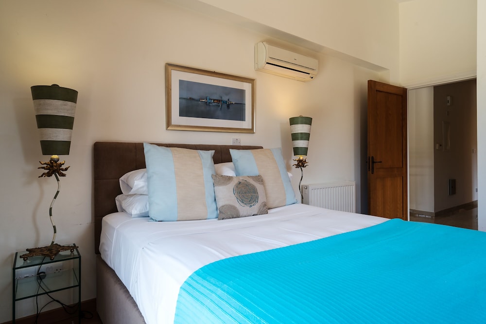 3 bedroom Villa Lara 11 with 10x5m private pool, within walking distance to resort village square view 3
