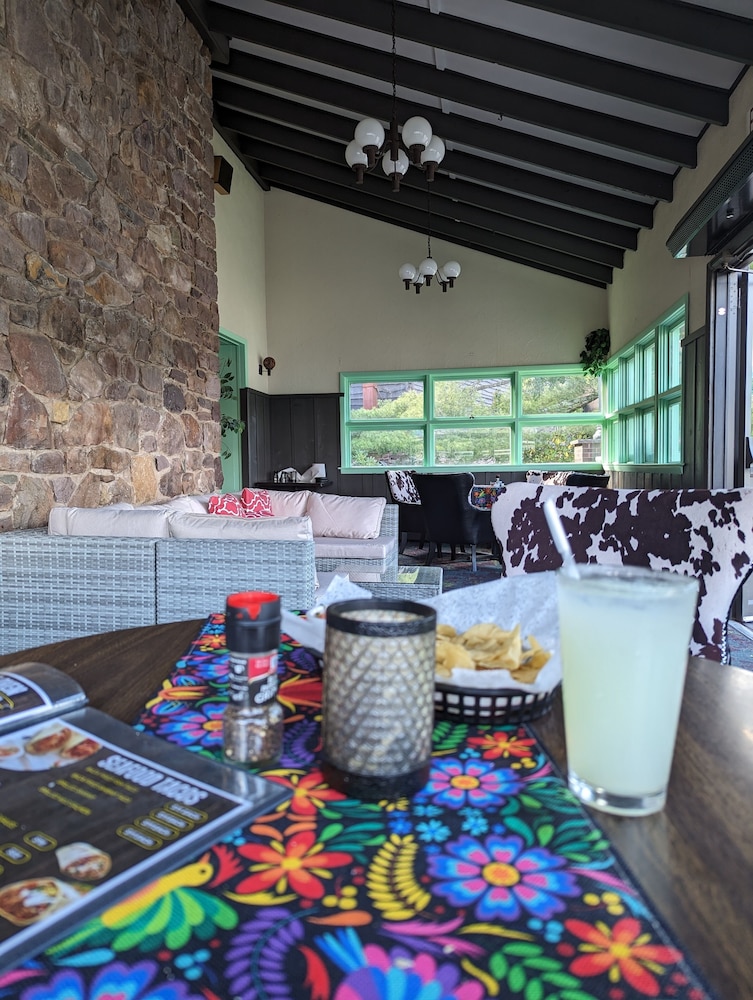 The Lodge Luxury Resort At Lake Harmony - Property Image 13