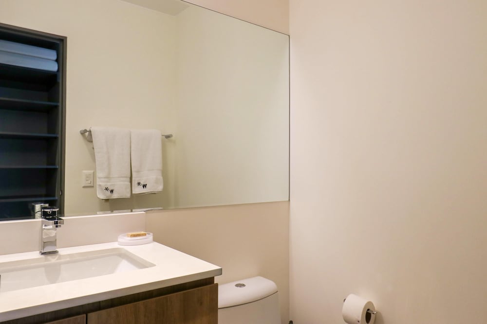 w Elegant 2BR w Great Deco in San Isidro