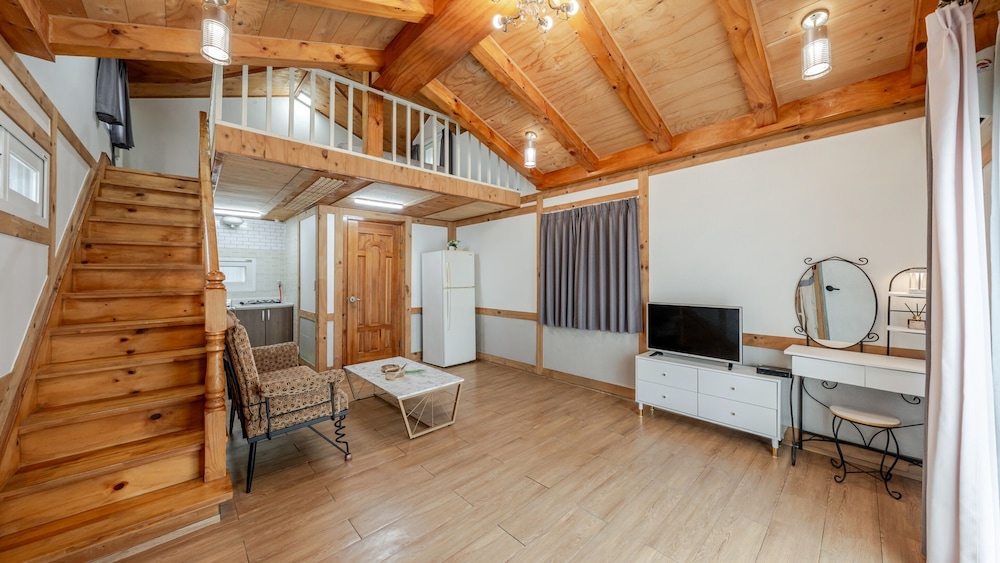 Gapyeong Iris Pension