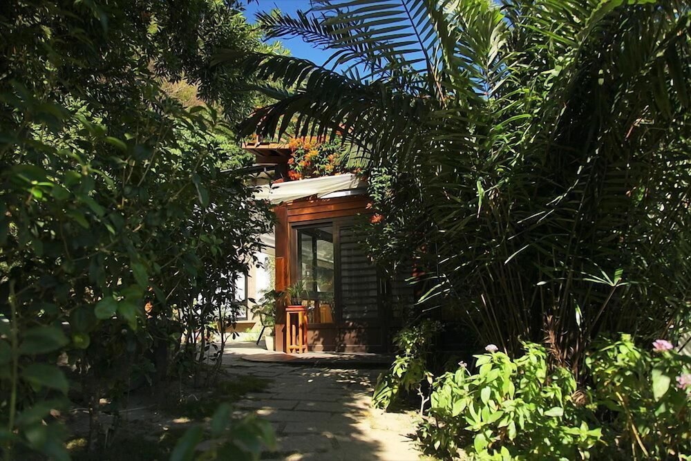 Crossing The Rainbow Bridge B&B
