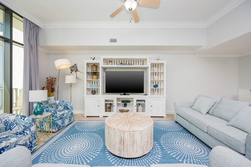 The Oasis 3105 Formerly Phoenix West Ii 3105 3 Bedroom Condo
