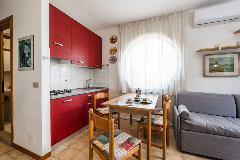 Cozy Bibione Apartment With Comfortable Terrace