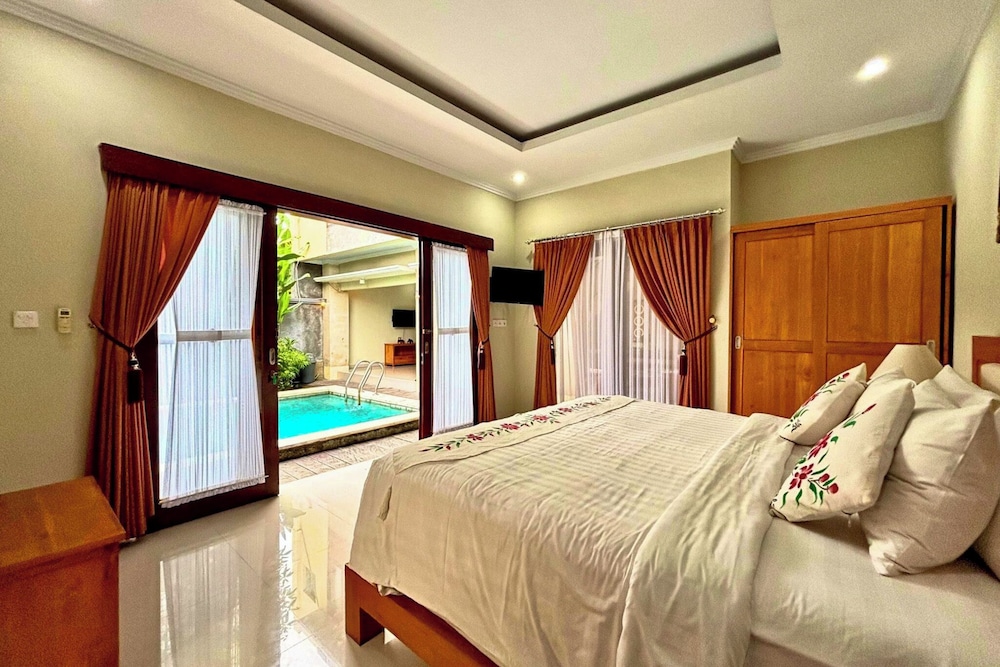 Amory Villa - 3BR Private Pool Villa