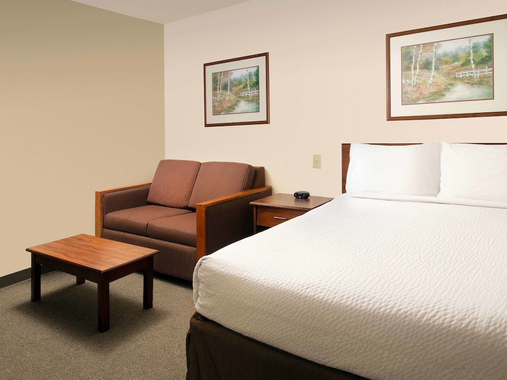 WoodSpring Suites Lebanon