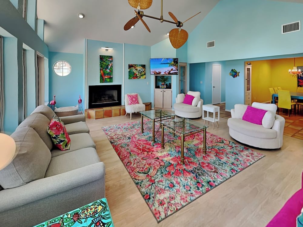 Casita Del Mar by Miss Kitty’s