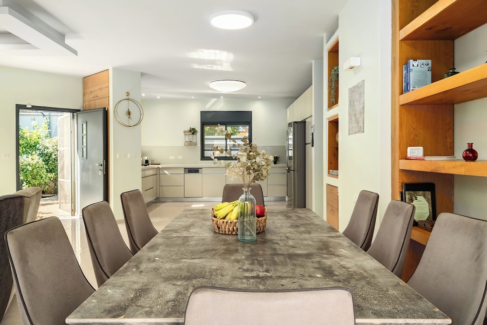 Tranquil Galilee Retreat by Sea N' Rent