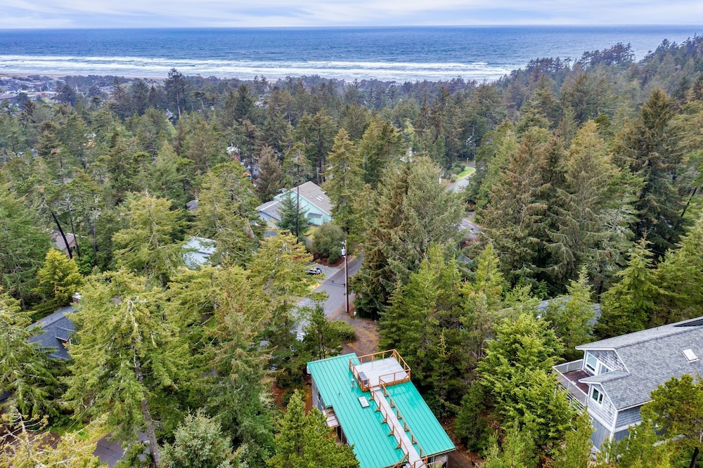 Buttercup Bay Hideaway by Avantstay Cozy Escape w Fire Pit Walk to Beach