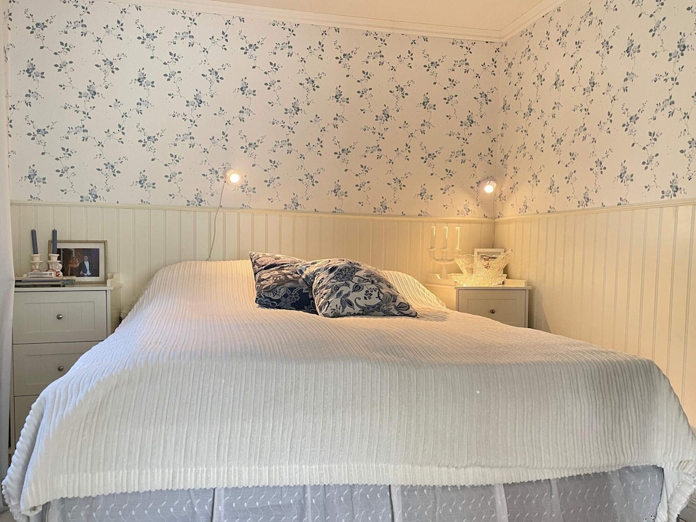 5 Star Holiday Home in Mellbystrand