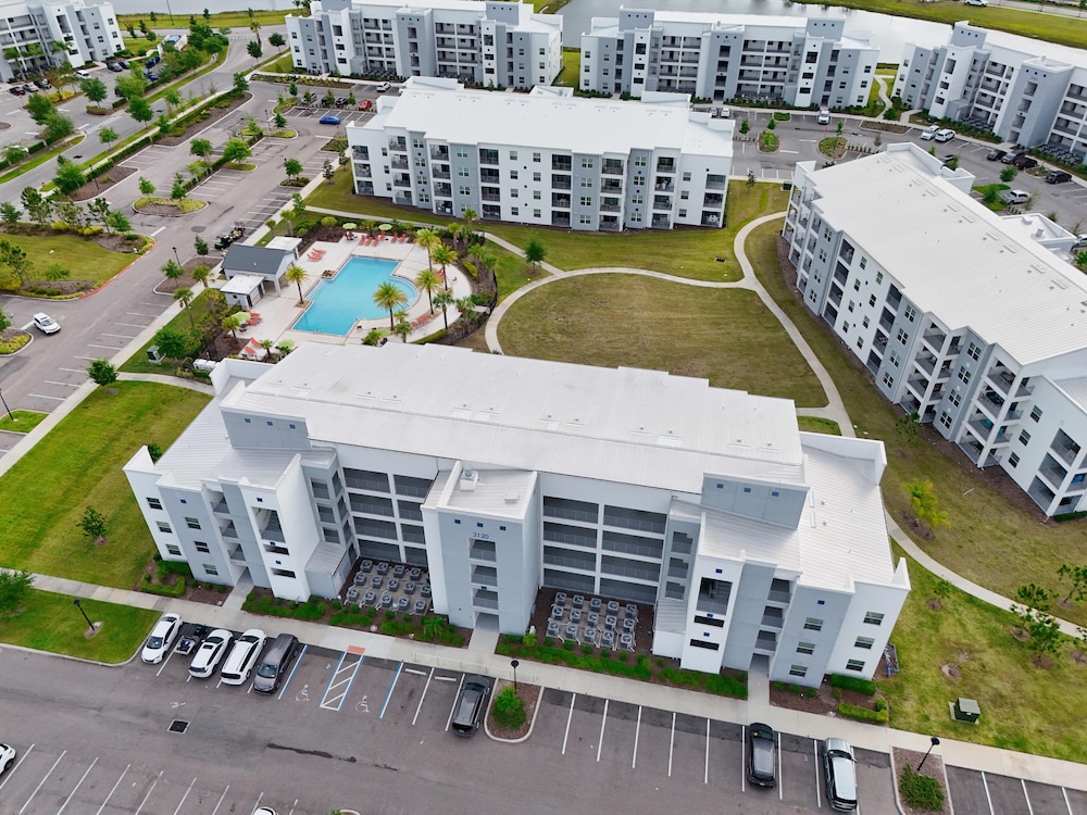 3120 Paradox Circle #104