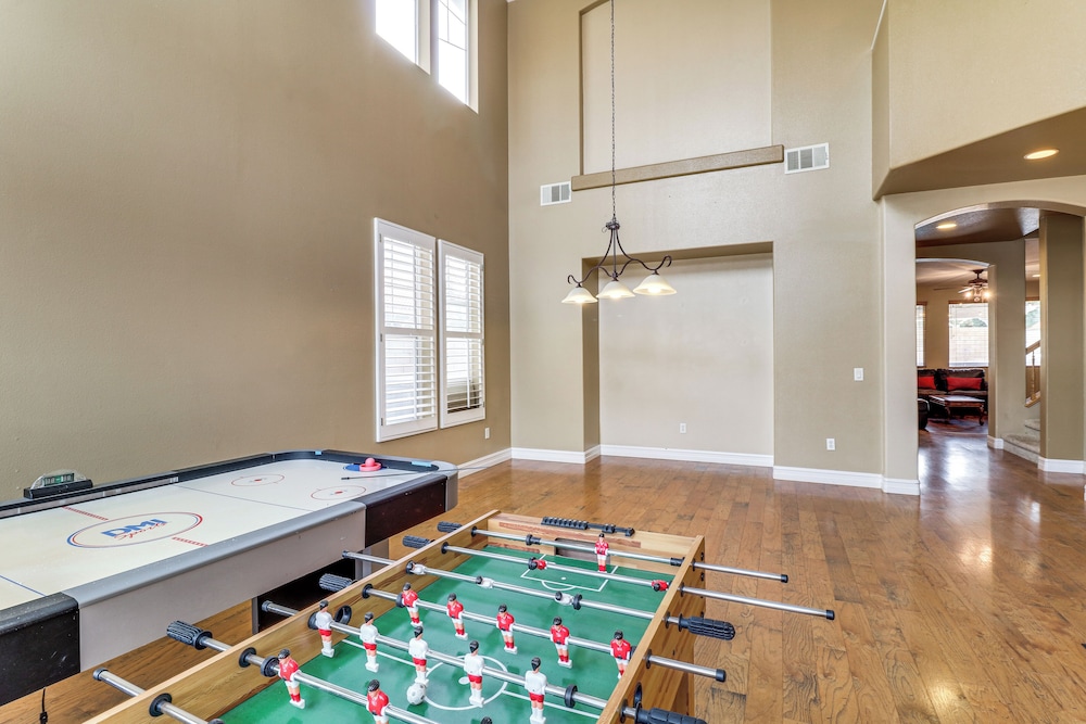 Pool, Patio & Games! Suburban Home in Palmdale