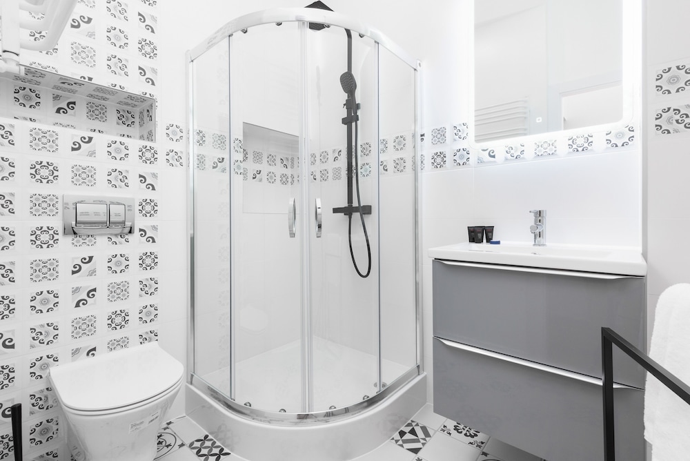 Apartments Warsaw Odolańska by Renters view 2