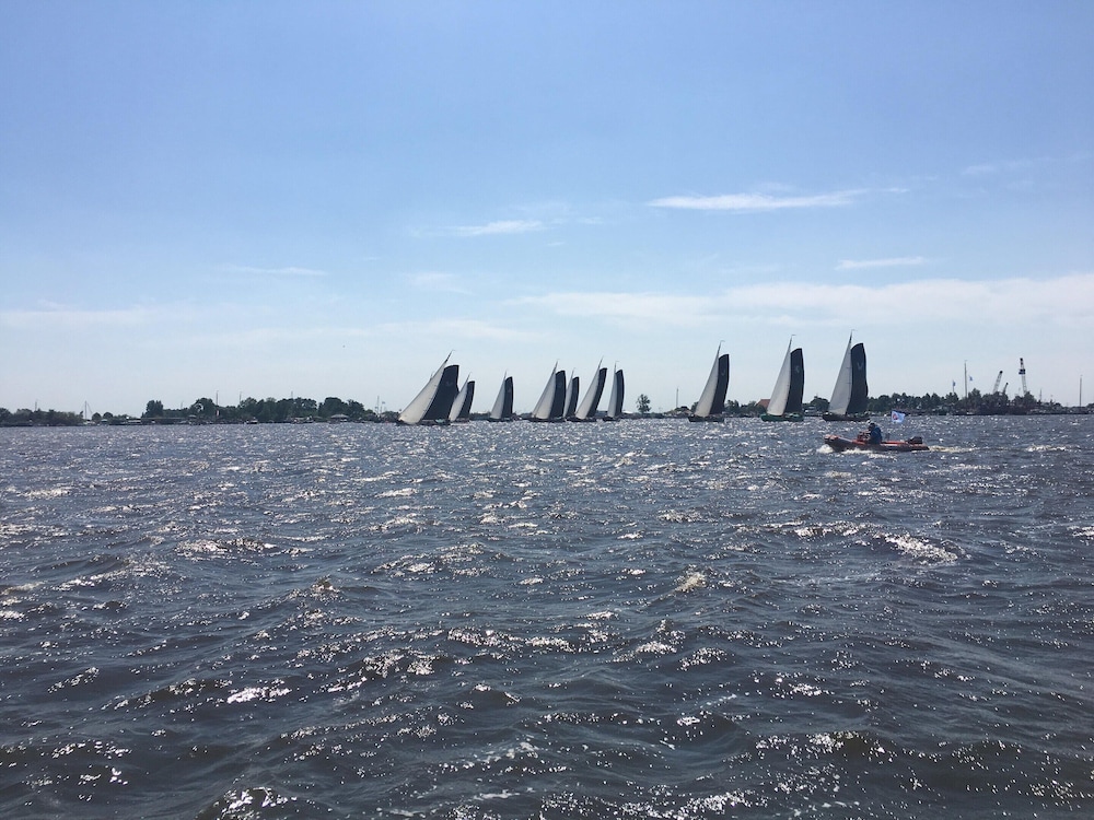 Nice Holiday Home on the Water in Grou