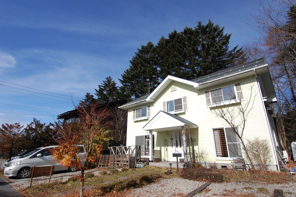Guesthouse Chaconne Karuizawa