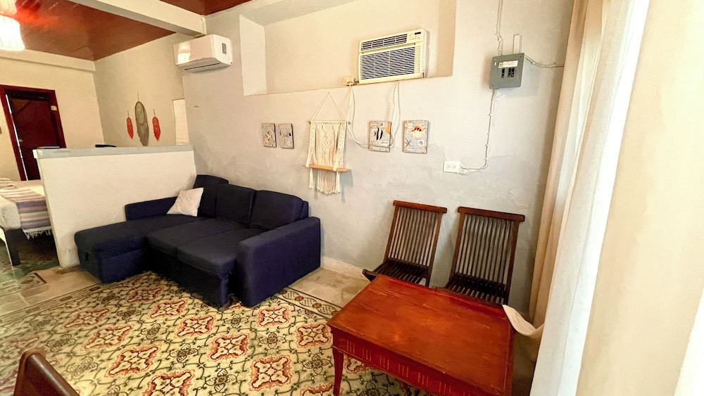 Cozy Apartment w Kitchen Downtown