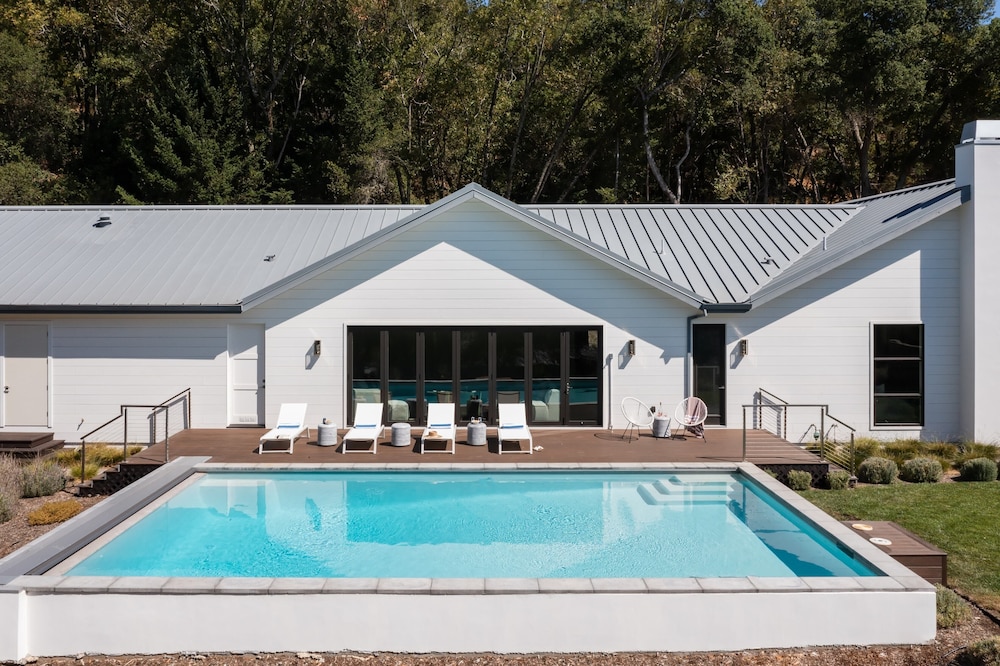 Syrah by Avantstay Hilltop Haven in Sonoma Private Pool + Patio view 4