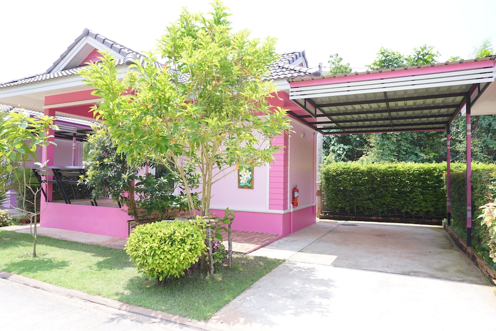 Aranya Resort