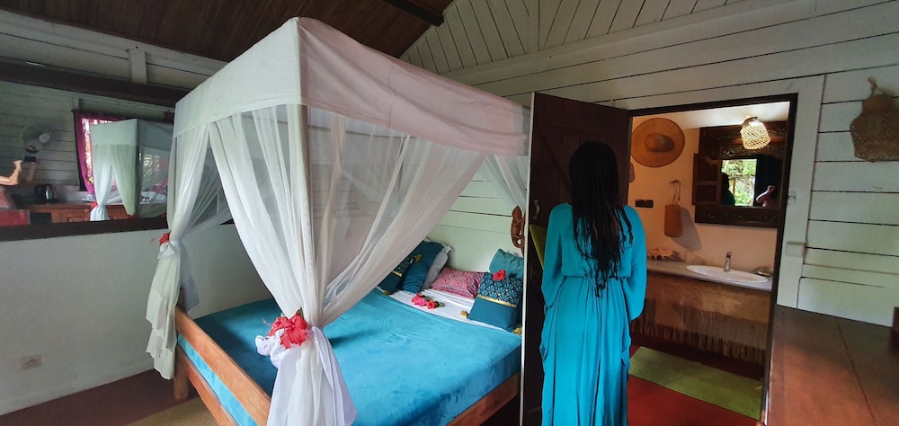 Ravoraha Ecolodge