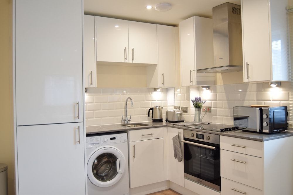 Morland House Apartments