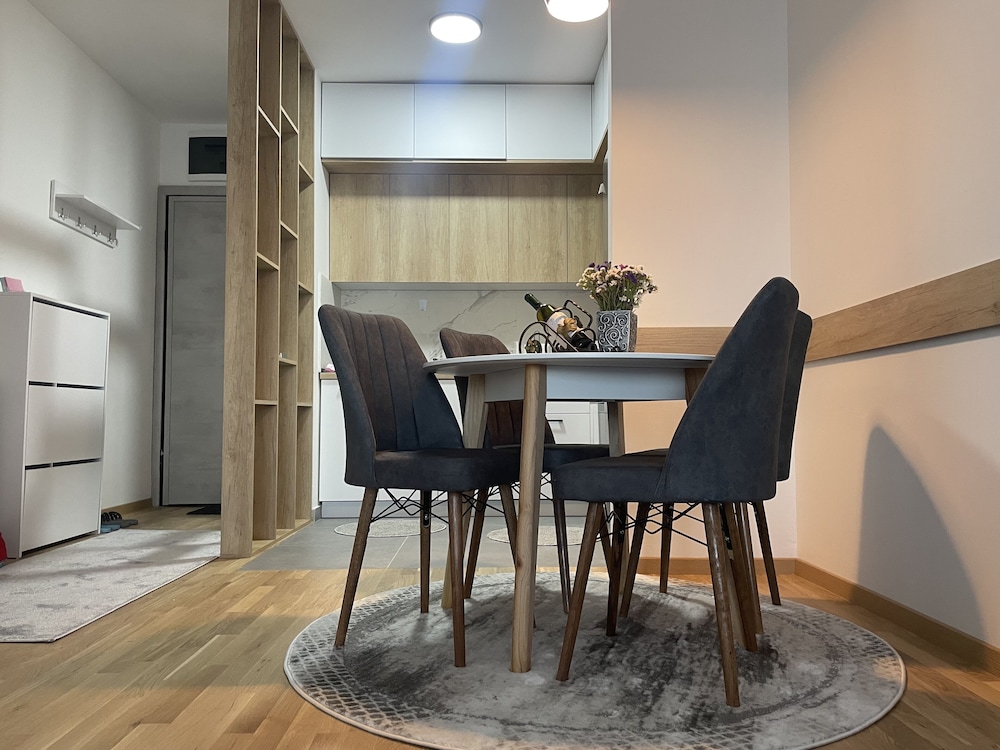 Lovely Modern Apartment in Skopje, North Macedonia view 5