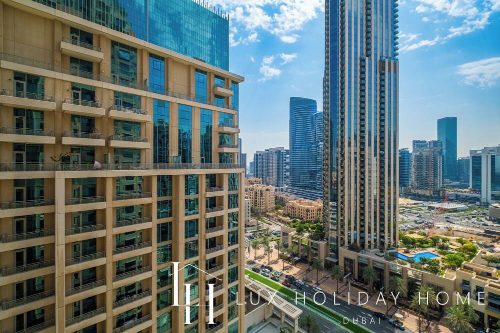 LUX Burj Khalifa Fountain View Suite 2