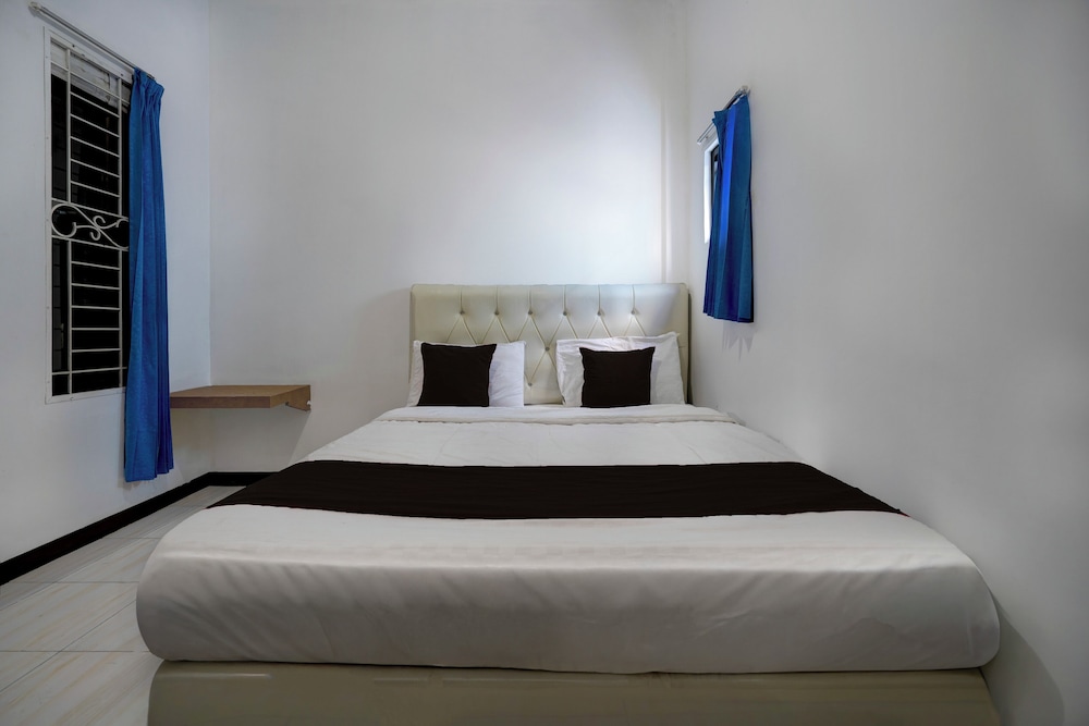 Hotel O 94843 Syariah Hj. Lilis Sukabumi