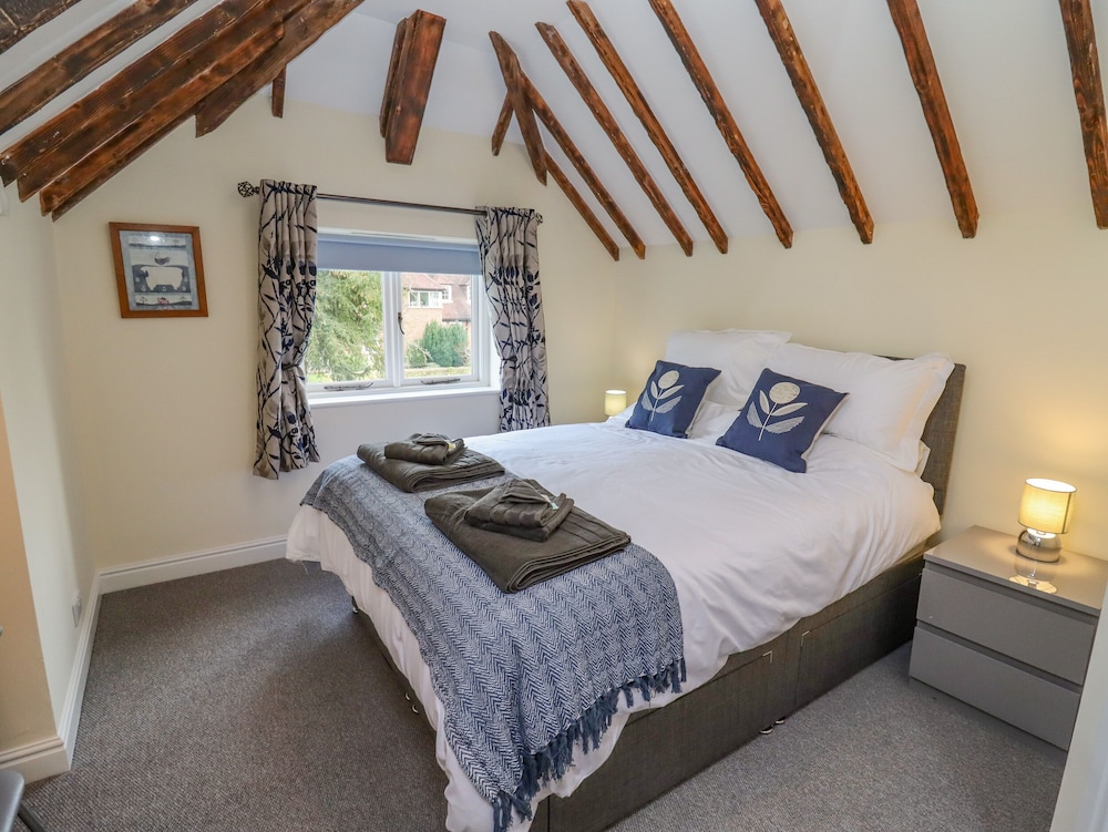 Holly Cottage