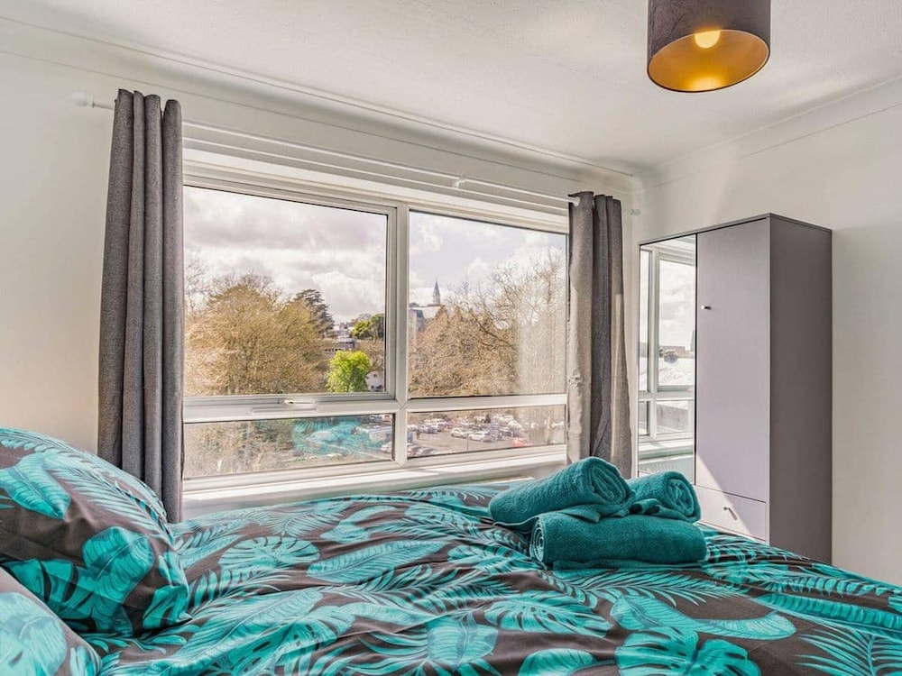 Lovely Apartment 3 King-size Beds view 3