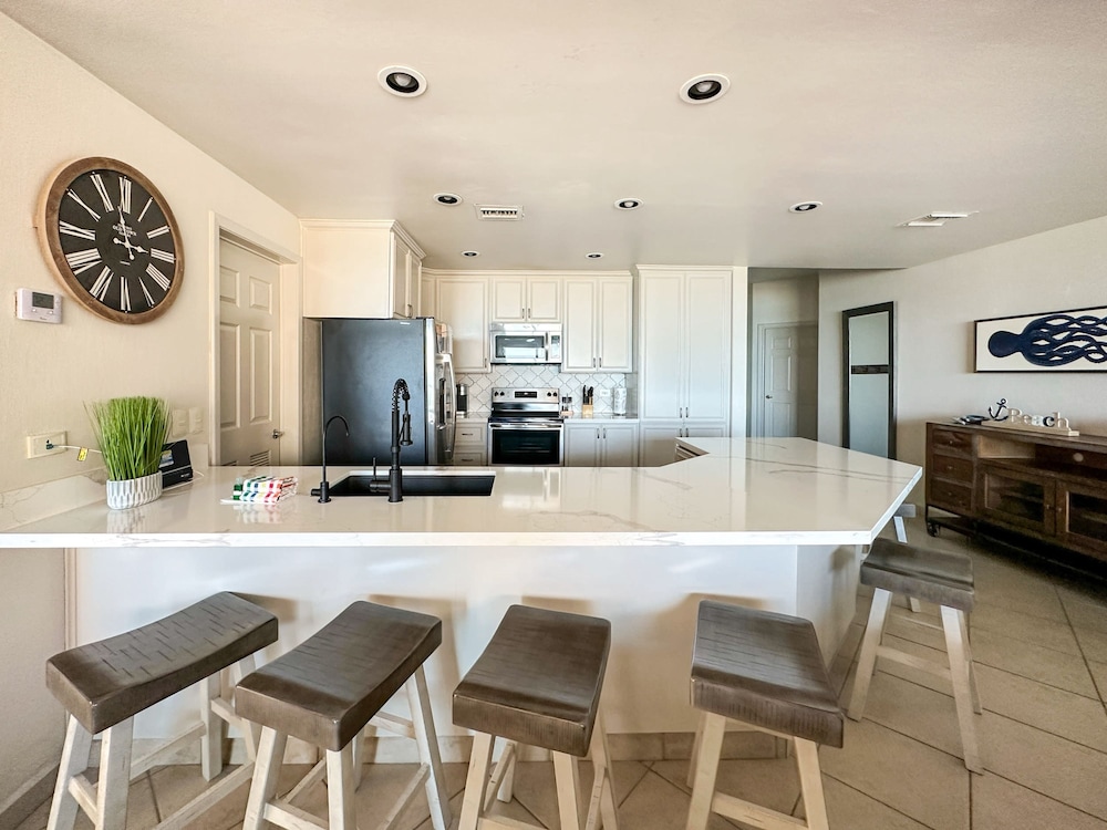 3BR Gem at Sandy Beach Area