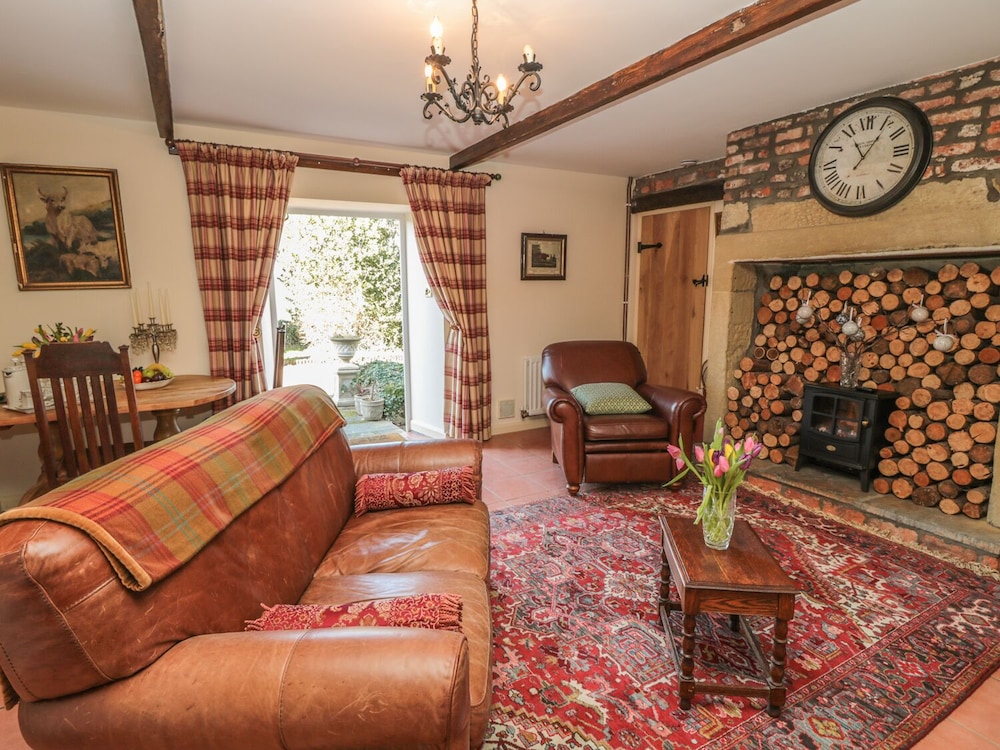 Holly Cottage view 5