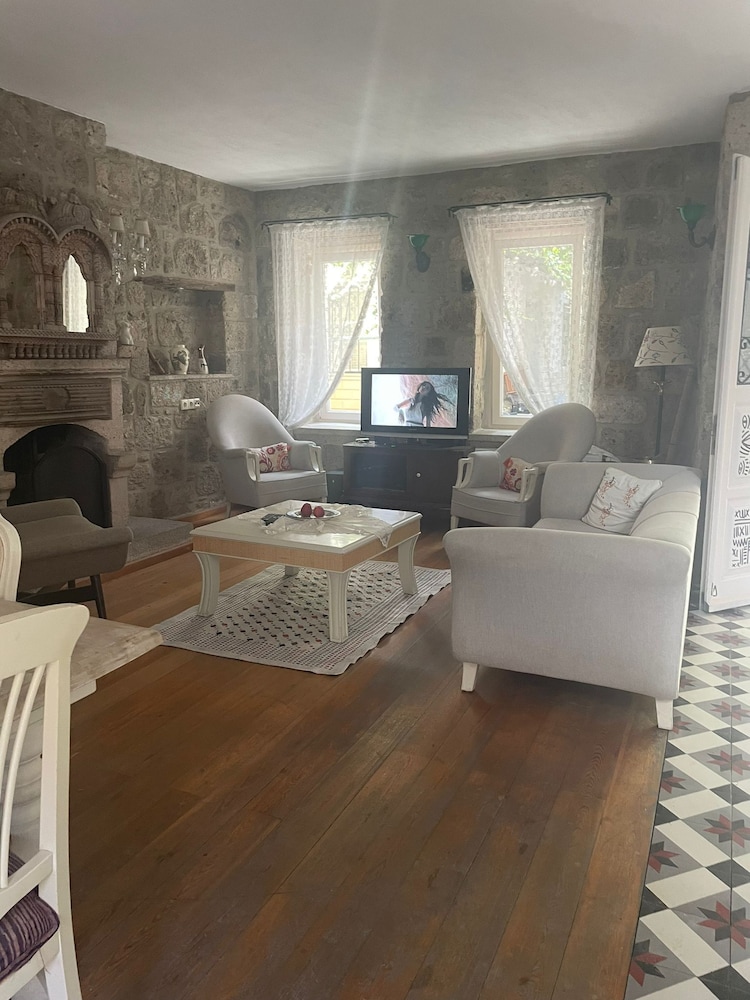 Alacati Otel Masala - Image 36