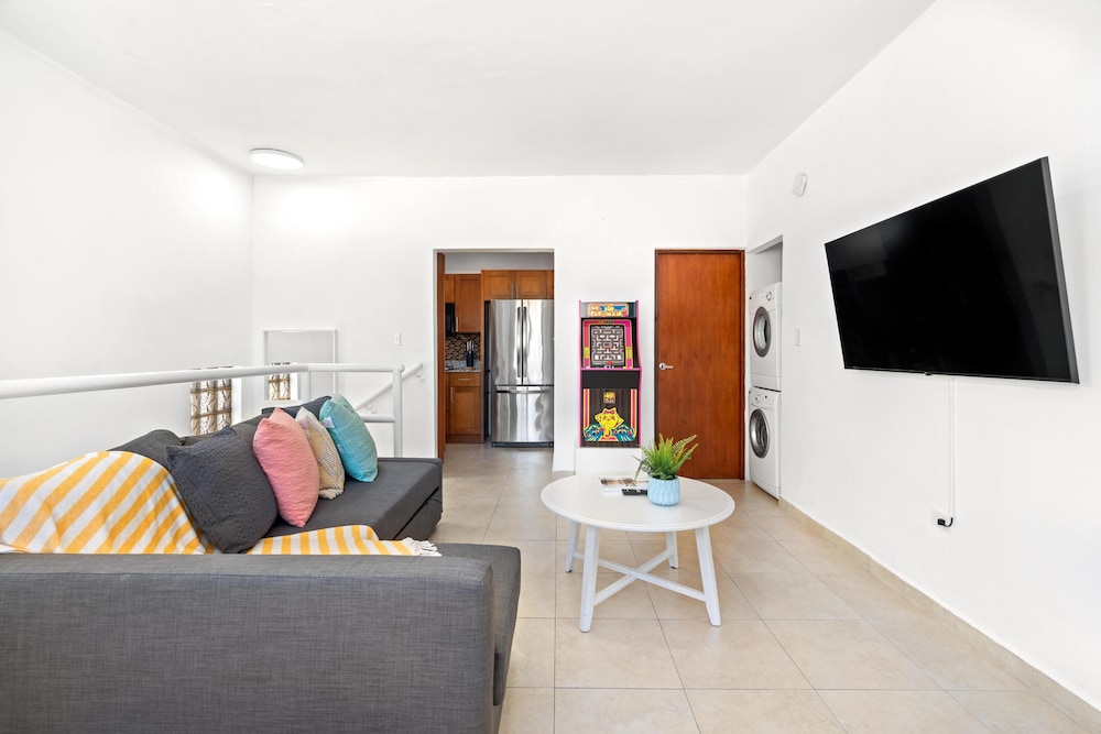 Puerto Rico Ocean Park Loft Vacation Rental With Parking Otium Rentals - Property Image 14