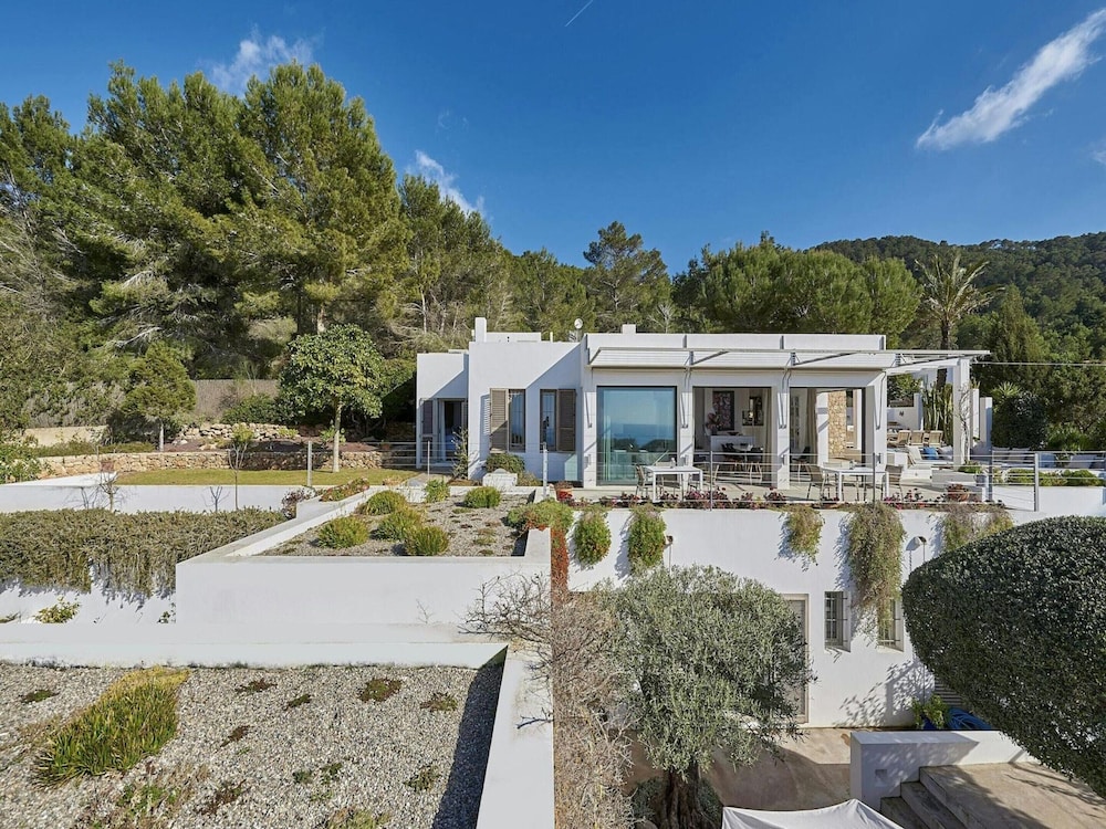 Holiday Home With Central Heating