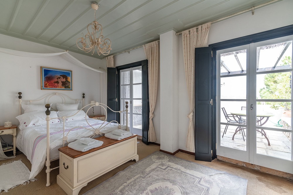 Villa SEAlia Elegantseasidein Spetses photo 5