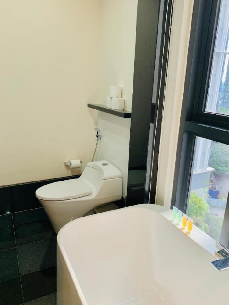 The Mews KLCC By Service Apartment