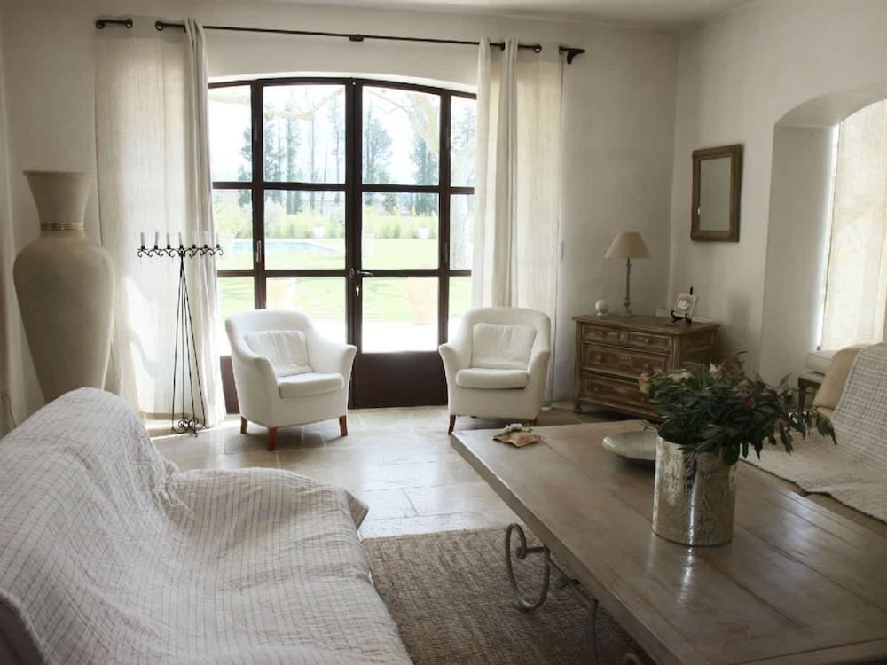 Bastide de Charme Private Pool in Heart of Luberon