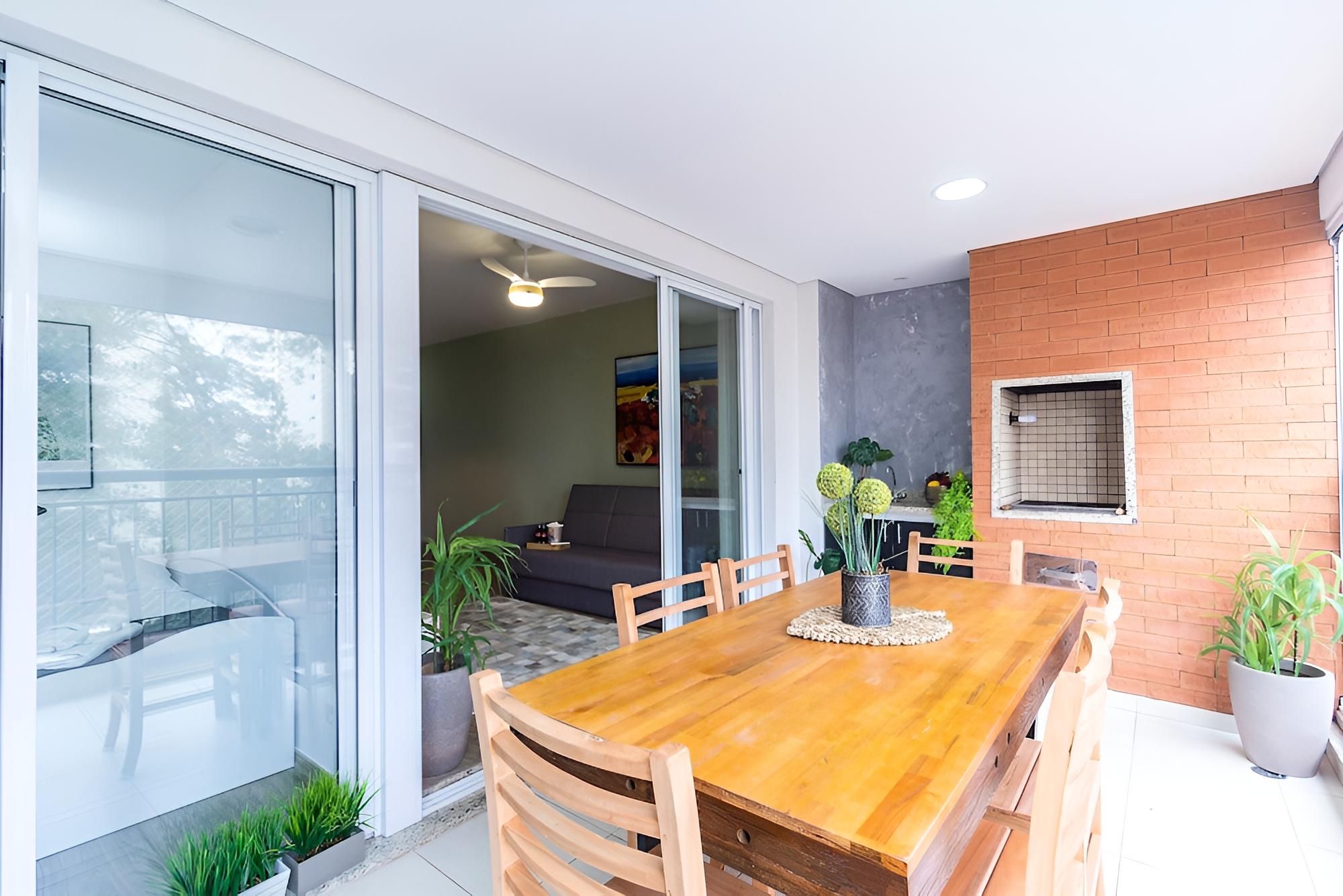 Apartamento no Morumbi com Churrasqueira