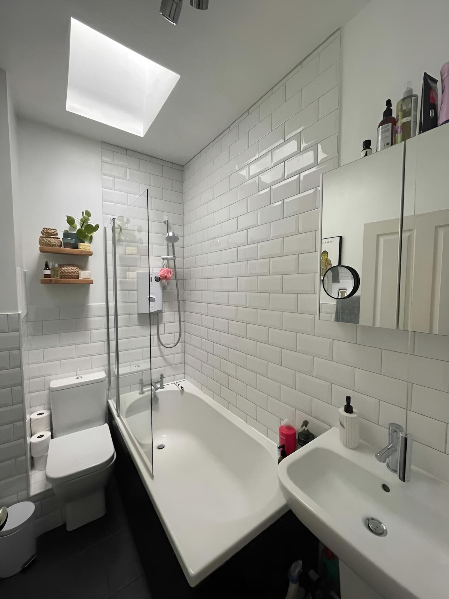 Inviting Vintage Style 1BD Near Hackney Central