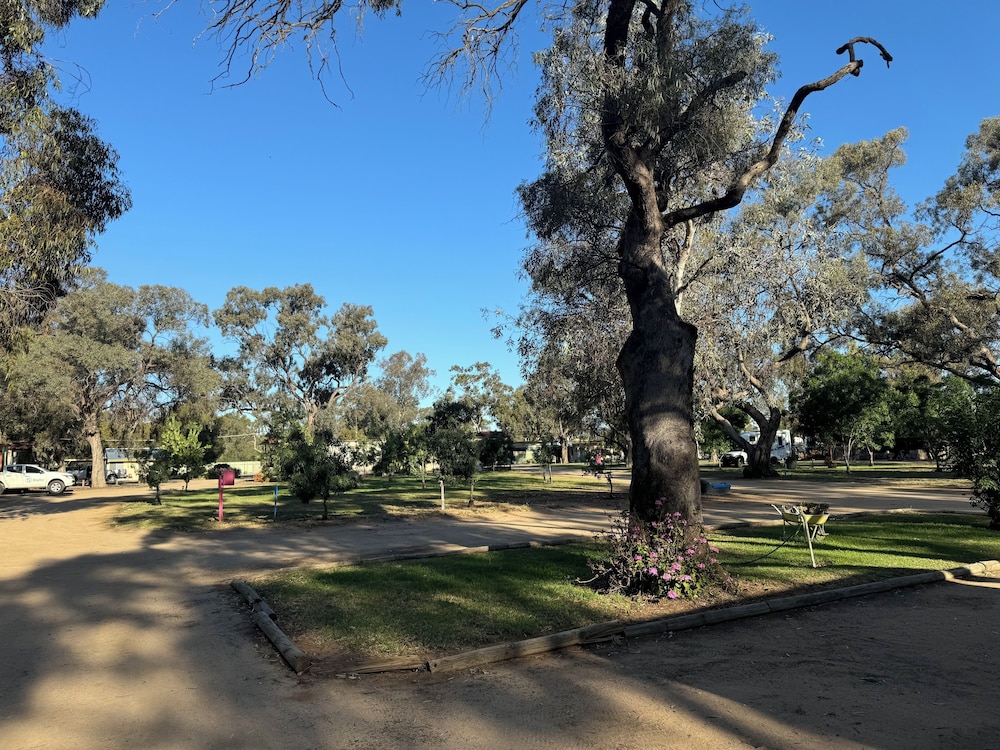 Hay Caravan Park